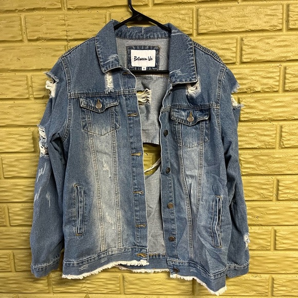 Between Us Distressed Denim Jacket Size 1X - Picture 1 of 5